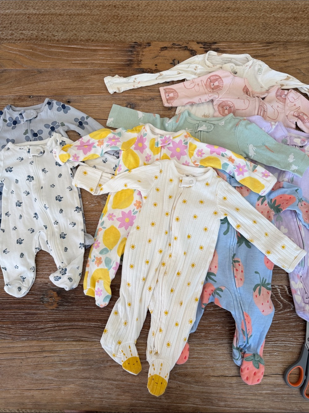 Carters Bodysuits- 2 blue are NB,
7 are 3 months. 2 way zipper, gently worn.